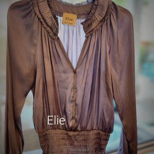 Lilac purple blouse v neck pull over with elastic waist